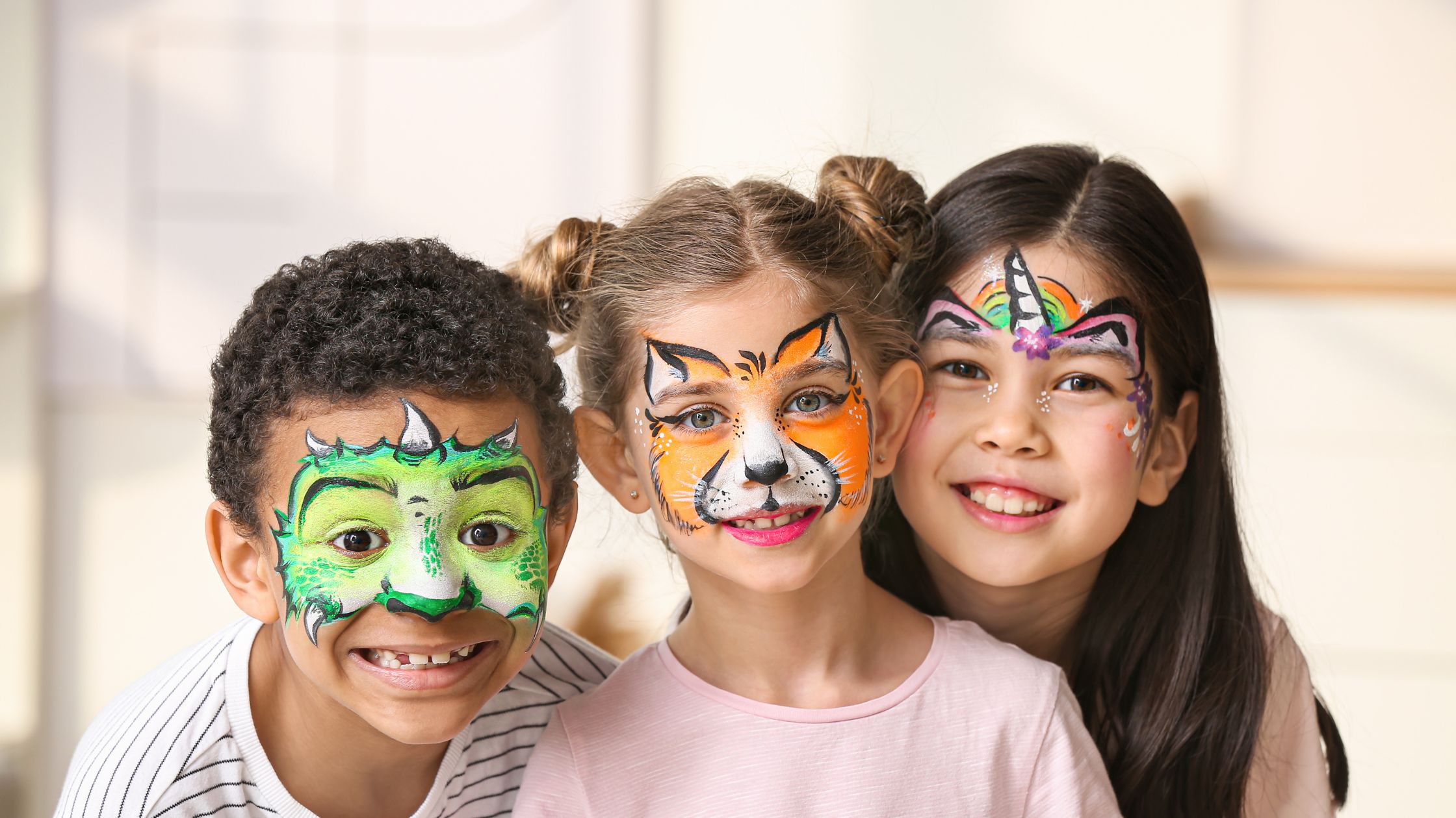 los pintacaras son los profesionales más demandados en fiestas infantiles